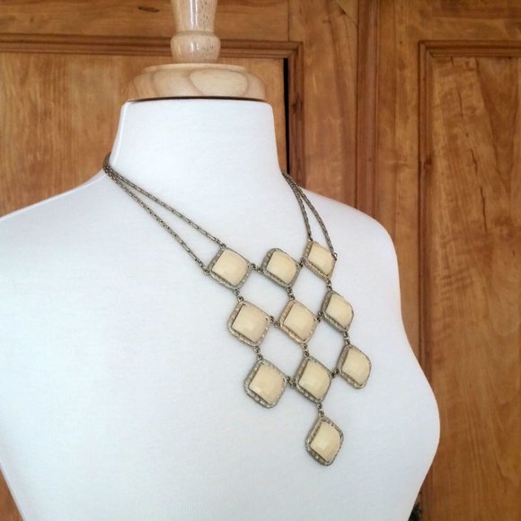 Charming Charlie Statement Bib Necklace - Picture 3 of 3